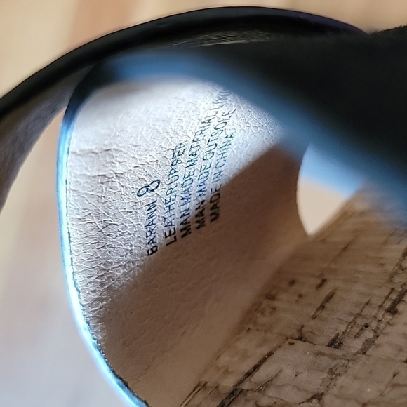 Yellow Box Barann Black Suede and Leather Strap Sandals Size 8 - Picture 14 of 16